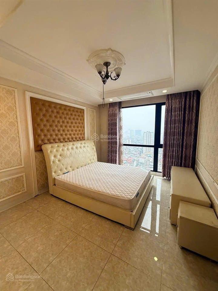 Bán căn hộ licogi khuất duy tiến. dt 90m nhà 3 phòng ngủ. giá bán 6,5 tỷ
