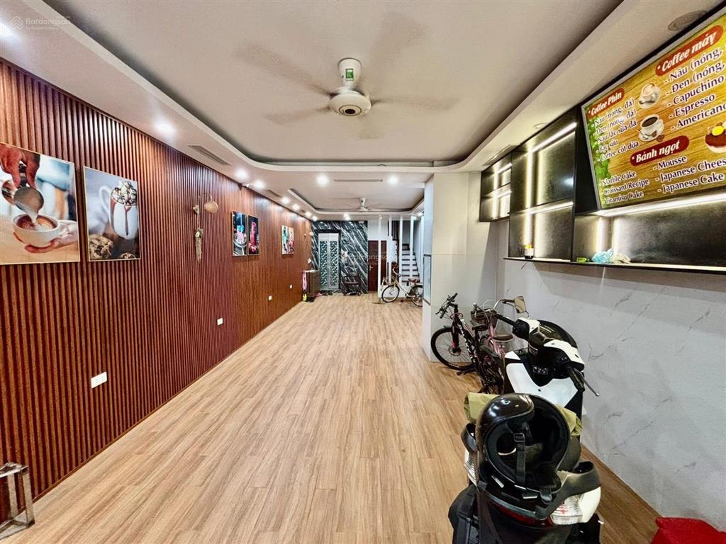Bán tòa văn phòng nguyễn chánh,cầu giấy 60m2, 7t thang máy, 39 tỷ 3 ôtô tránh, ở kết hợp kinh doanh