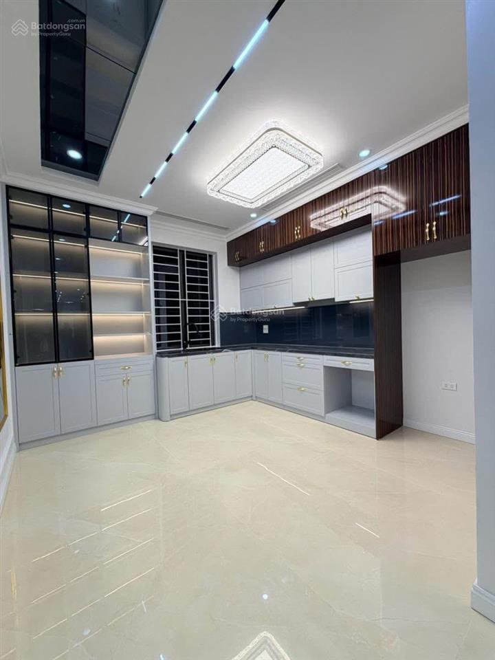 Phân lô ôtô tránh hoàng quốc việt 55m2, 6t thang máy, 25.5 tỷ gara ngõ thông, dân trí, ở cực sướng