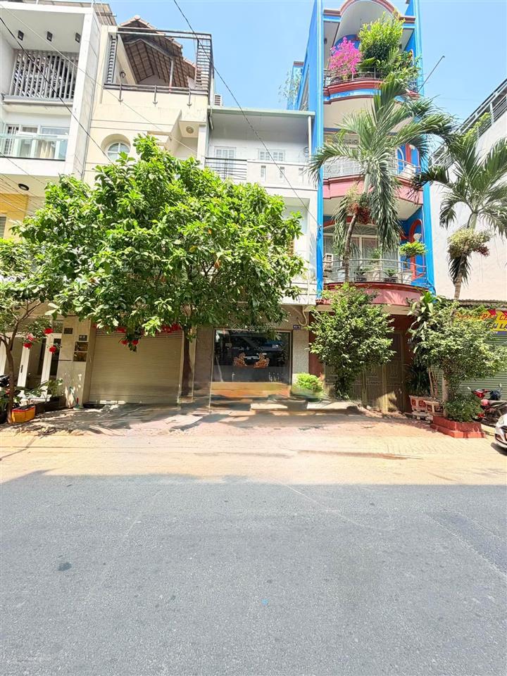 Bán nhà riêng diện tích 61,57m2, sổ hồng chính chủ, hẻm ô tô tránh, ô tô để được trước nhà