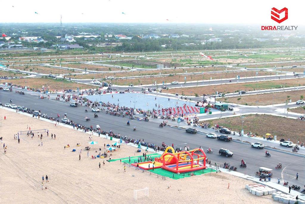 Cần bán nhanh lô đất dãy b8 giá cực tốt so với gd2 đang mở bán hiệp phước harbour view