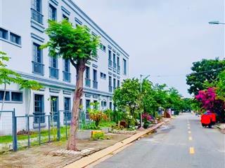 Đường n4  kdc nam sài gòn, vị trí đẹp view trường học chỉ 2 tỷ 630