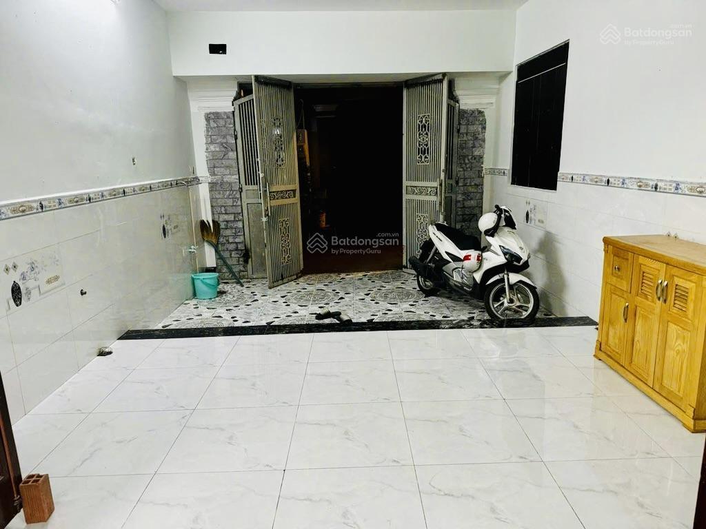 Đường 6m  88m2  3 tầng  ngang 4.3m  gò vấp  7tỷ