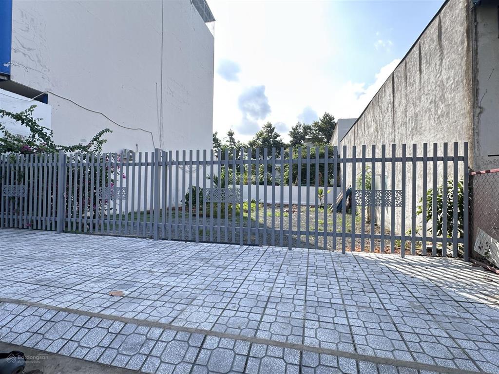 Hạ 300tr 2lô mt siêu đẹp 12x20m đường chính 18 kdc vĩnh phú 2, phường bình hoà tp hồ chí minh