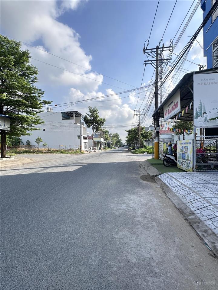 120m2 kế bên lô góc trường mẫu giáo  mặt tiền đường chính đường 18 kdc vĩnh phú ii