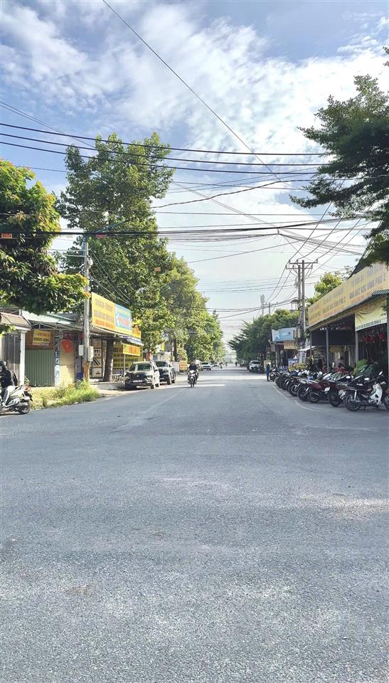 120m2 kế bên lô góc trường mẫu giáo  mặt tiền đường chính đường 18 kdc vĩnh phú ii