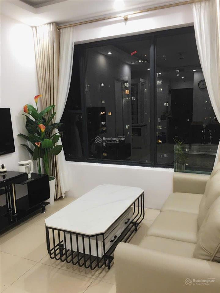 Hot 2 ngủ green stars 66,8m2 full nội thất, có vincom dưới hầm, giá đang cực tốt chỉ 5tỷ8