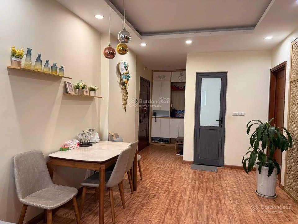Hiếm chính chủ gửi bán căn 2pn thái hà 43 phạm văn đồng hướng mát, tầng trung, giá 5,5 tỷ