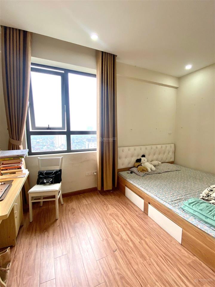 Hiếm. chính chủ gửi bán căn hộ 2pn chung cư thái hà 43 phjam văn đồng giá cực sốc!