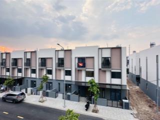 Cho thuê nhà nguyên căn khome new city, 3pn, 3wc, full nội thất, kế mảng xanh và trường học