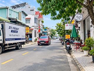 Gần ngã tư ga phường thạnh lộc q12, mặt tiền kd 66m2, ngang 5m,6,9 tỷ