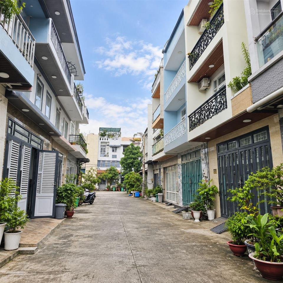 Hà huy giáp  tl47 phường thạnh lộc q12, gần cầu phú long, dt 50m² nhỉnh 4 tỷ