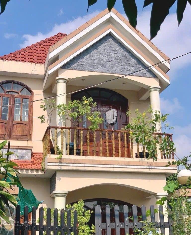 Bán đất tặng nhà 2 tầng đường quốc lộ 1a, phường an phú đông q12, 126m2, nhà rộng, 7,99tỷ
