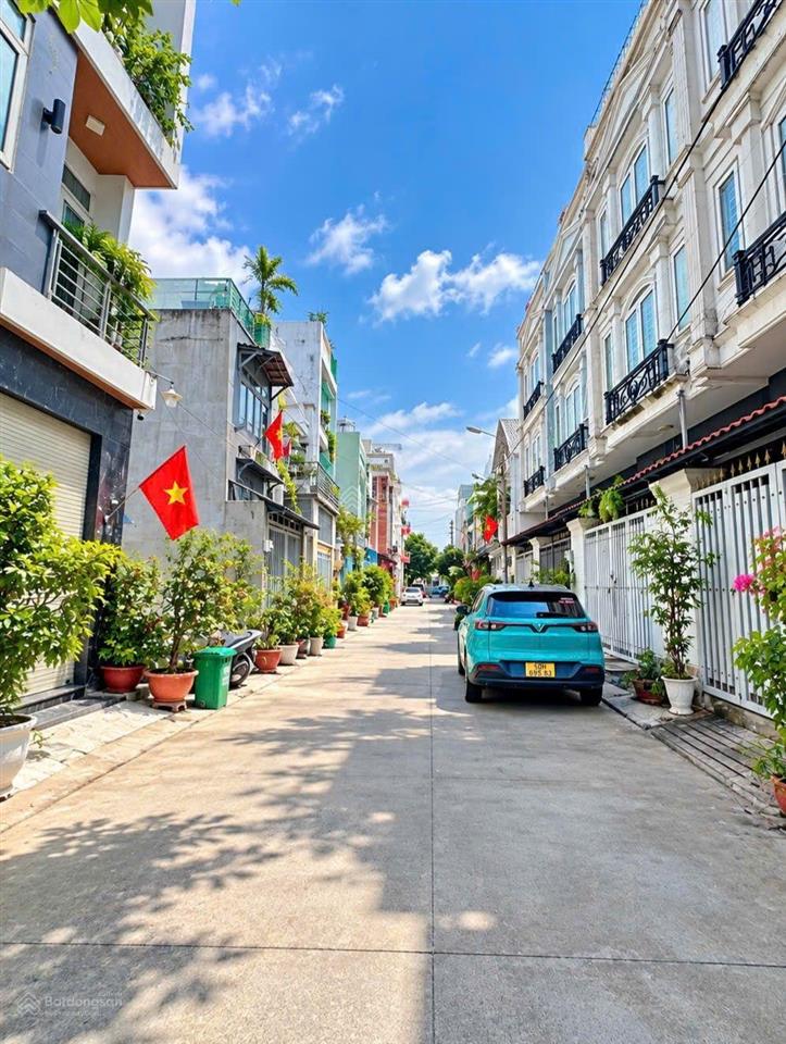 Gần chợ cầu đồng, phường thạnh lộc q12, dt 50m2, dọn vào ở ngay, không ngập, 4,85tỷ