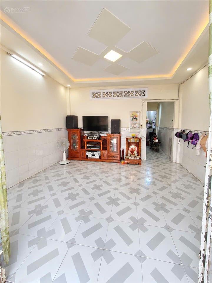 Võ thị thừa  apđ 27 phường an phú đông q12, 200m2,giá rẻ, chỉ 44tr/m2