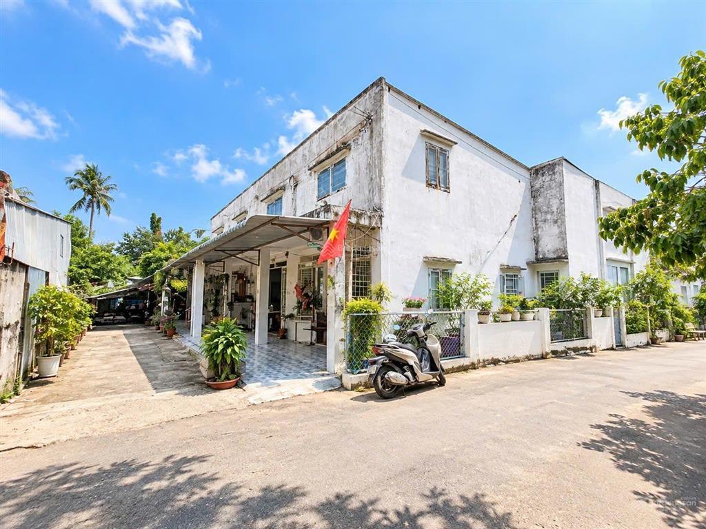 Võ thị thừa  apđ 27 phường an phú đông q12, 200m2,giá rẻ, chỉ 44tr/m2