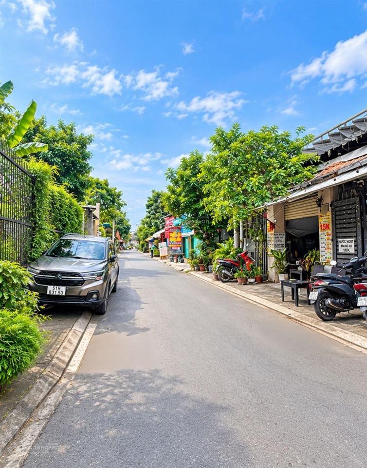 Gần chợ cầu đồng, phường thạnh lộc, quận 12, nhà mt 100m, ngang 5m, thoáng sáng, 6,5 tỷ
