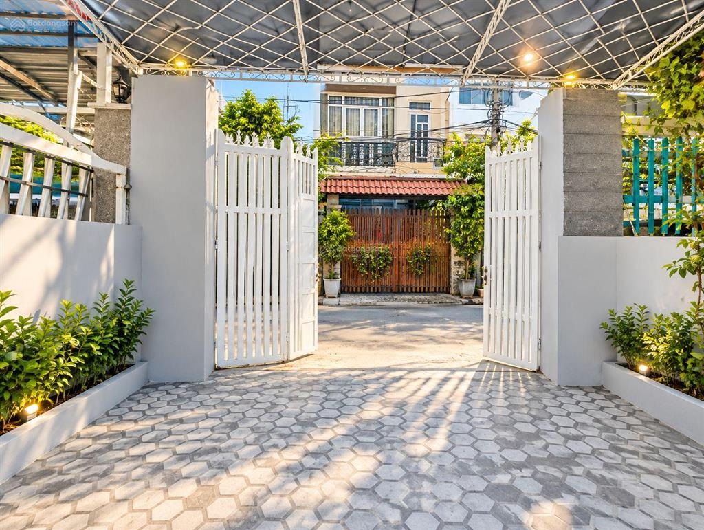 Gần đh nguyễn tất thành, phường an phú đông, quận 12, 95m x 3t, có dòng tiền 10tr/th, 6,4 tỷ