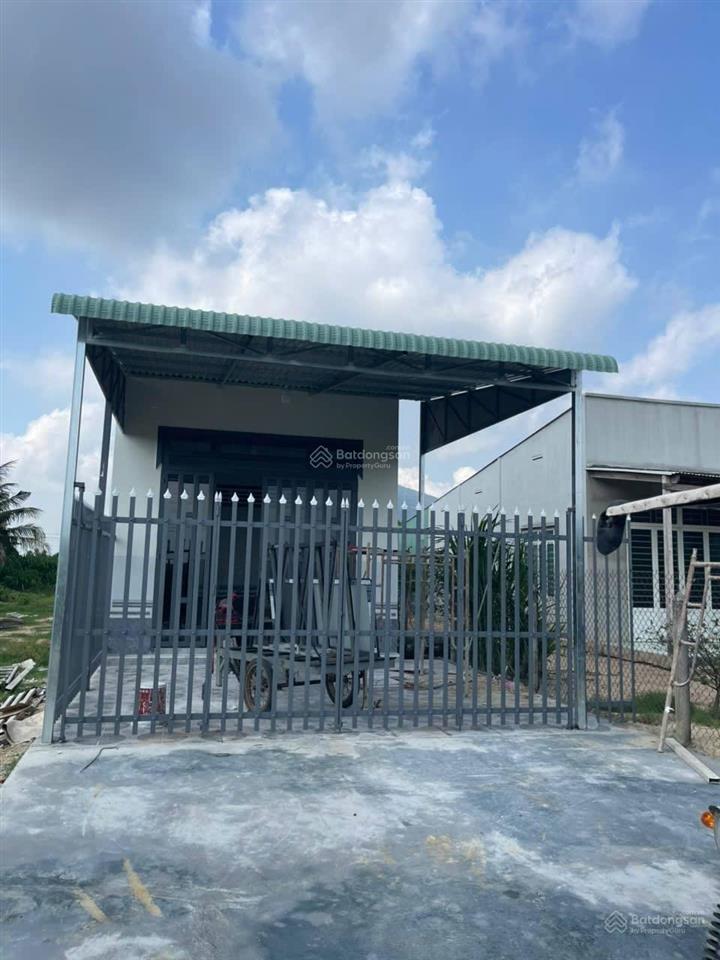 Nhà ngộp 120m2 5x24 nguyễn văn ni, sổ riêng, giá 900 triệu