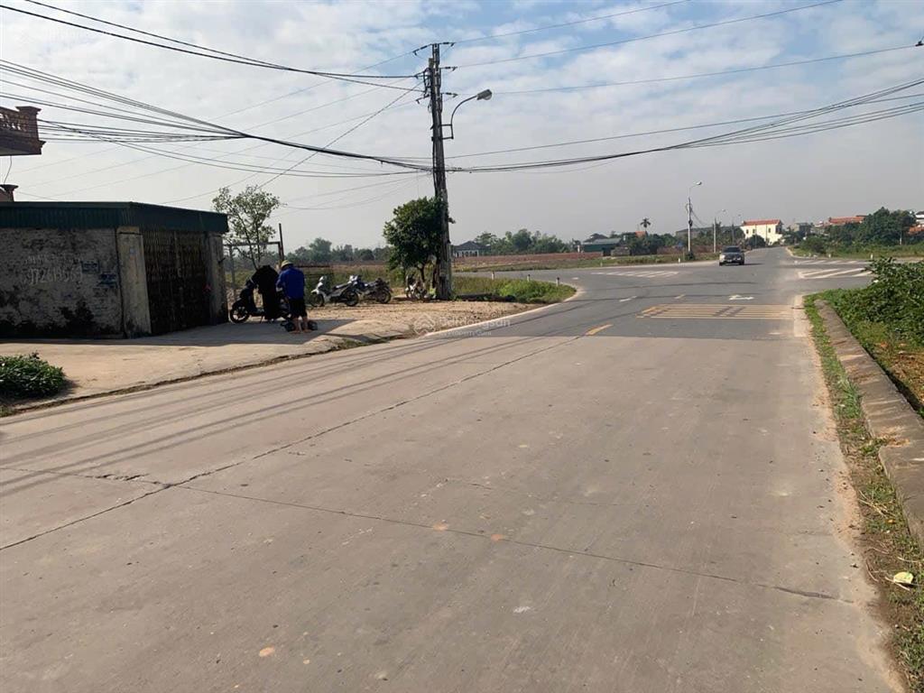 Gia đình cần bán lô đất v1 tái định cư vĩnh sinh 10,7 tỷ  300m2