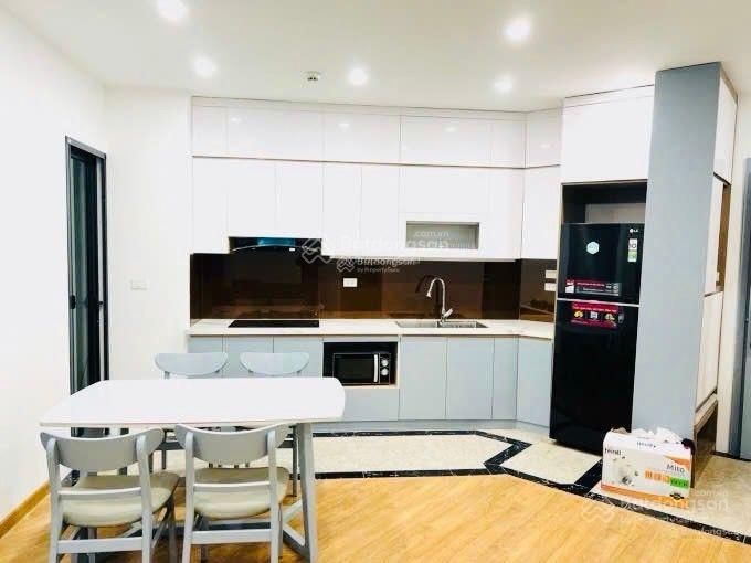 Bán căn hộ tòa 335 cầu giấy, 100m2, 8.1 tỷ, 3 ngủ, 2 vs, sổ đỏ cc, căn góc thoáng, nội thất đẹp.