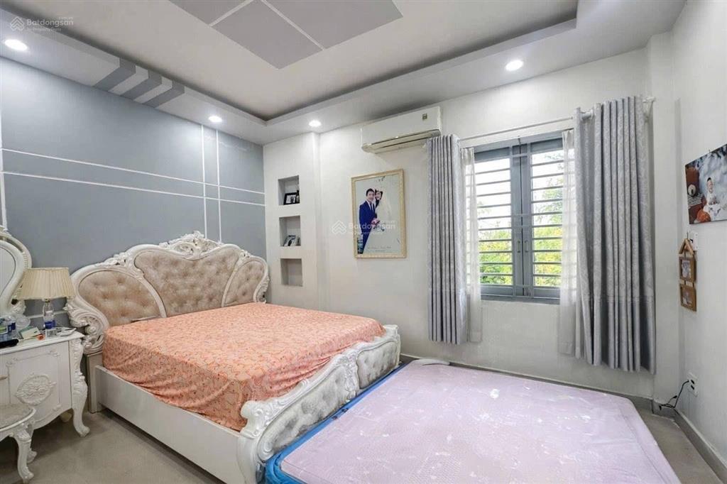 Nhà hxh 10m lê đức thọ phường 15 gv, dt 4,5x14m, 1 trệt 3 lầu. giá 10,5 tỷ