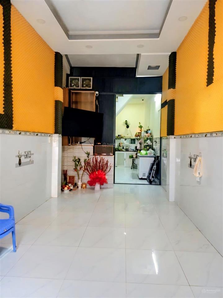 Chỉ 5.x tỷ có ngay nhà phố 40m2x3 tầng  30m ra âu cơ  hẻm xe hơi tránh