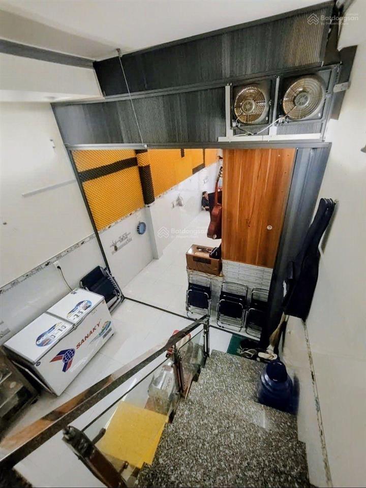 Chỉ 5.x tỷ có ngay nhà phố 40m2x3 tầng  30m ra âu cơ  hẻm xe hơi tránh