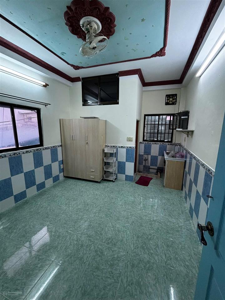 Phòng trọ full nội thất trung tâm quận 3, toilet riêng