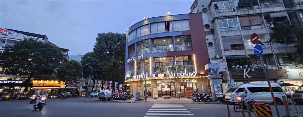 Cho thuê nhà chính chủ căn góc 2 mặt tiền  dt18*24m gia 70tr