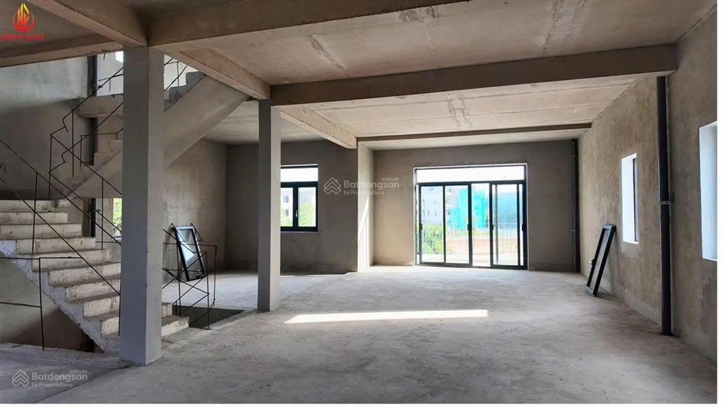Thanh toán 16,6 tỷ, sở hữu biệt thự đơn lập 15x20m, view sông lớn, đường 19m, hướng tây nam