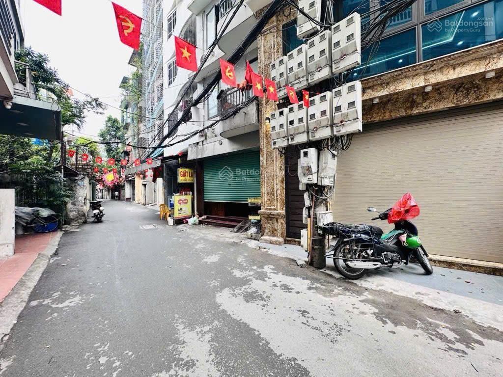 Bán nhà quan hoa 41m2 5 tầng 10.8 tỷ ô tô tránh, kinh doanh đỉnh, trung tâm cầu giấy