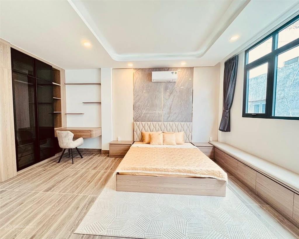 Nhà 4 tầng, 80m2, vị trí kinh doanh gần nguyễn thị thập, quận 7, sổ vuông, chỉ 13 tỷ