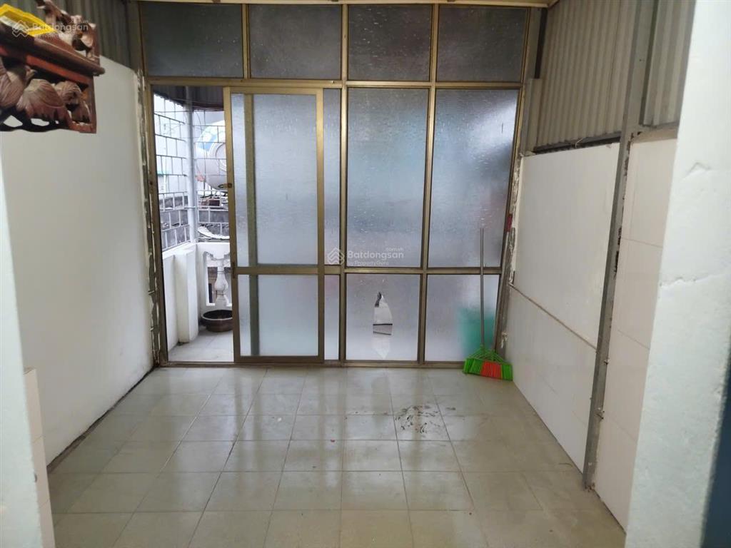 Cho thuê nhà nguyên căn chợ khâm thiên, đống đa