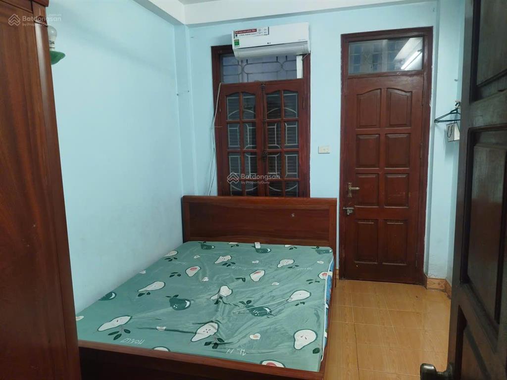 Cho thuê nhà nguyên căn chợ khâm thiên, đống đa
