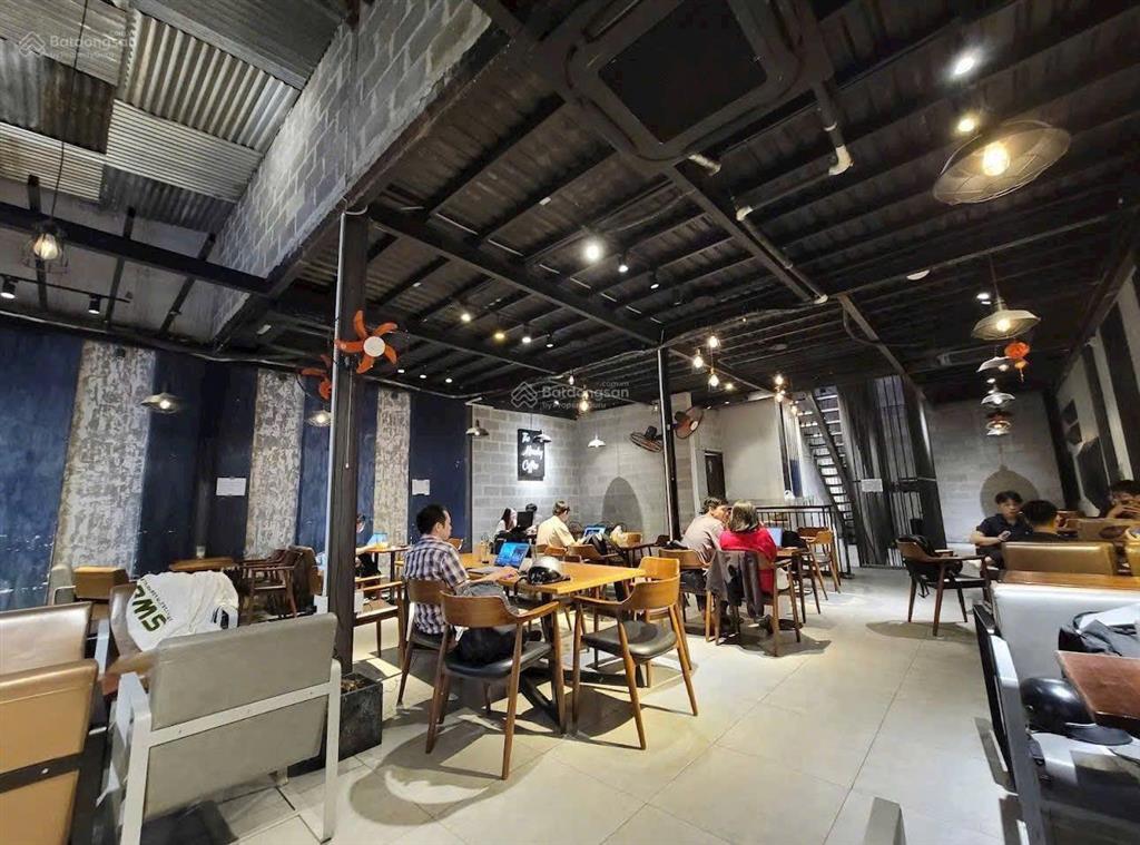 Chỉ 1xxtr! 8x18m cho thuê nhà mặt tiền 222 224 nguyễn tri phương q10