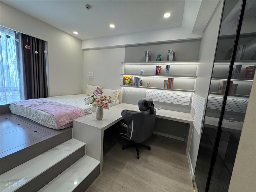 Cần cho thuê gấp căn hộ the antonia, pmh, q7, 5pn3wc, nội thất cao cấp, kèm 2 ô xe.  0914 358 ***