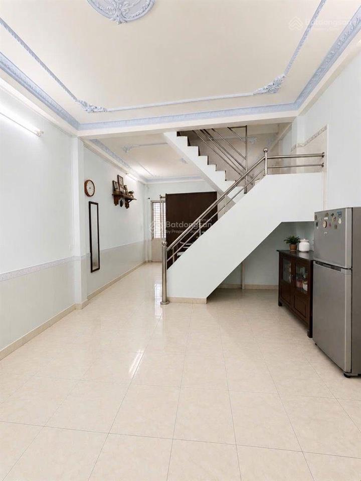 5x11m trệt lầu tô hiệu  hòa bình