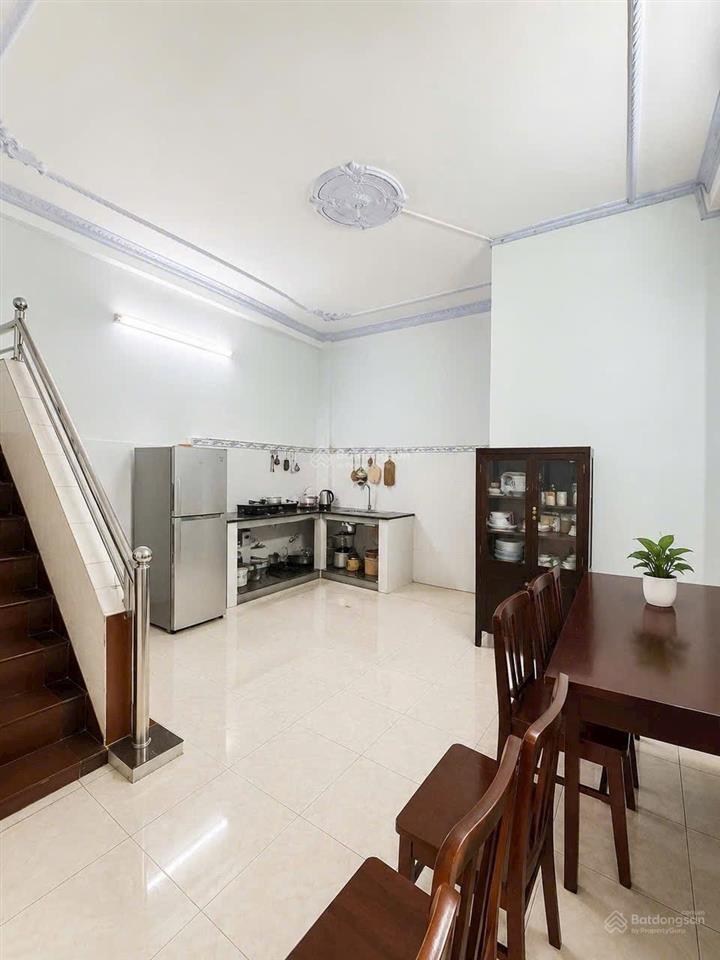 5x11m trệt lầu btct tô hiệu  hòa bình