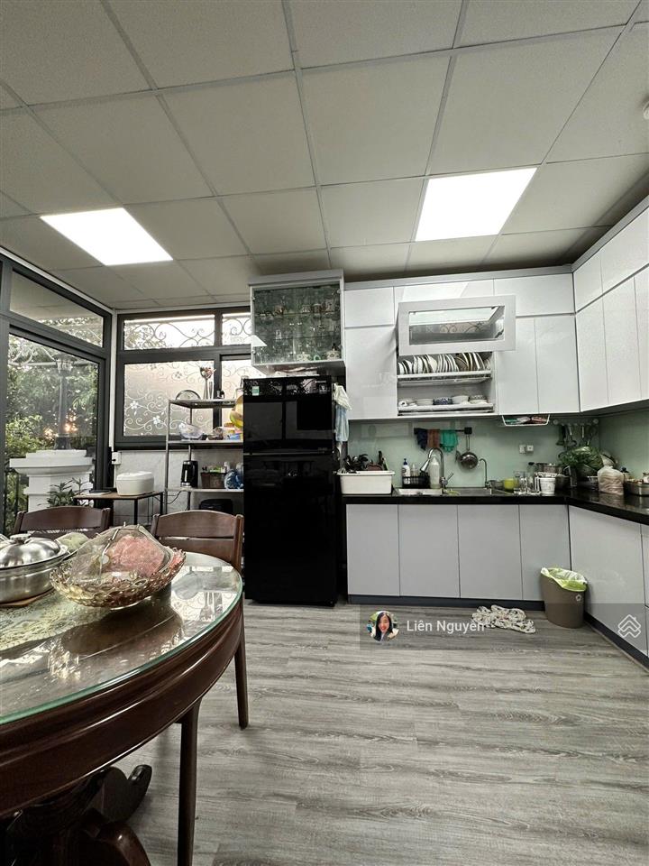 Bán nhà mặt phố lò đúc, 75m2, 6 tầng thang máy, mặt tiền gần 5m, 69.5 tỉ, vỉa hè, kinh doanh đỉnh