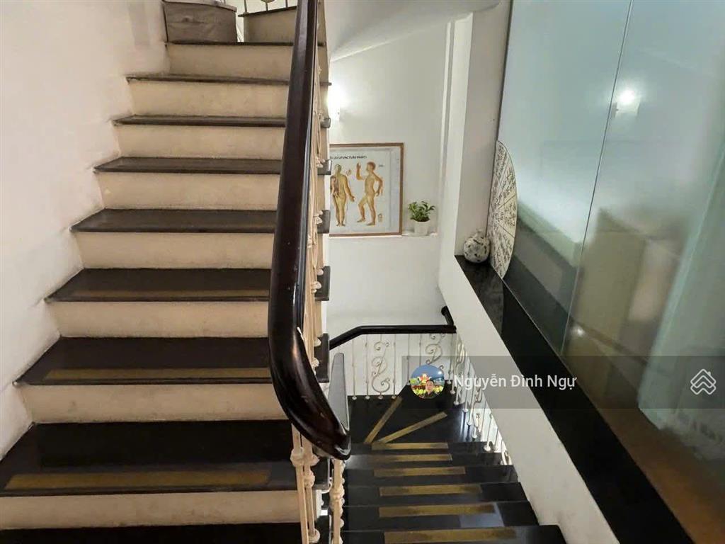 Giảm 2 tỷ bán gấp trong tháng. lk mỹ đình  sông đà. 87m2 x5t hầm. 2 mặt thoáng kd. giá 38 tỷ