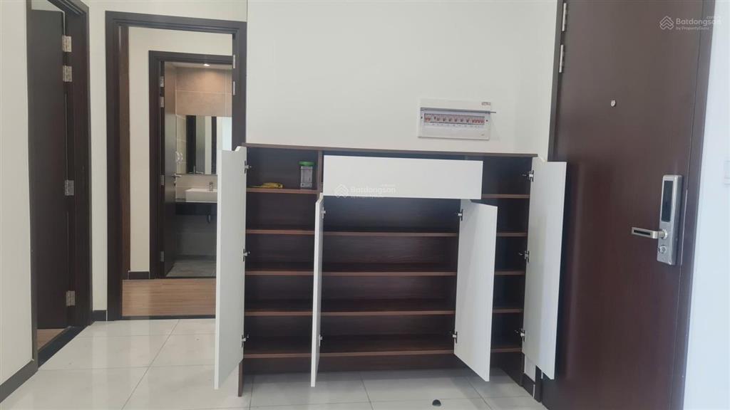 Cho thuê căn hộ có suất đậu xe ô tô 2pn cao cấp tại csky view chánh nghĩa