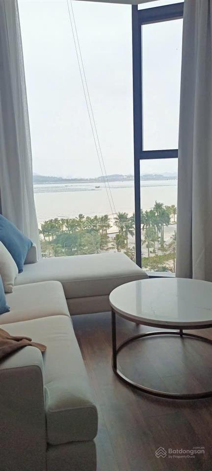 Chính chủ cần bán căn hộ studio a la carte hạ long  giá chỉ 3 tỷ