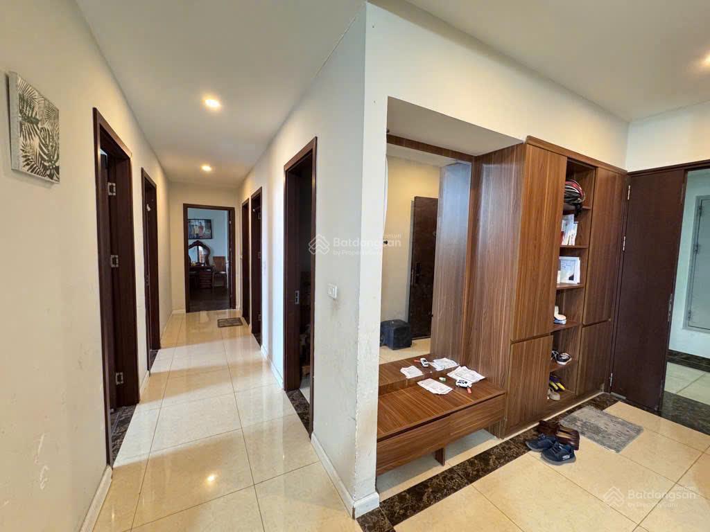 Hiếm ! tòa k35 căn 133m (3n,2w) tại hpc landmark, sẵn sổ tầng trung 8.2 tỷ chuẩn giá có tl