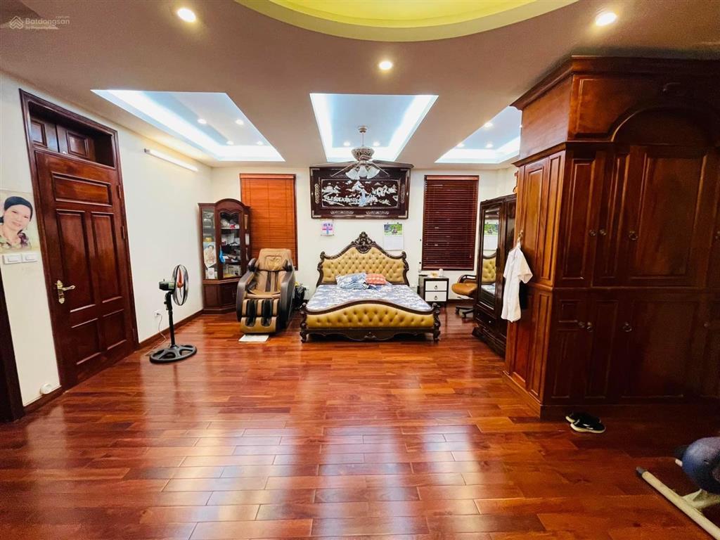 Giá đầu tư phân lô trần duy hưng quận cầu giấy 100m2 5t  mặt tiền 5m. ô tô tránh gần phố giá 37 tỷ