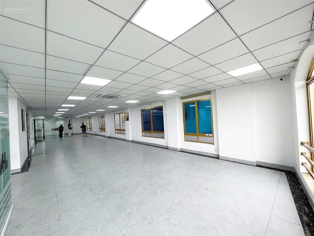 Cho thuê văn phòng tại xã đàn 200m2 giá 43t phù hợp với mọi mô hình