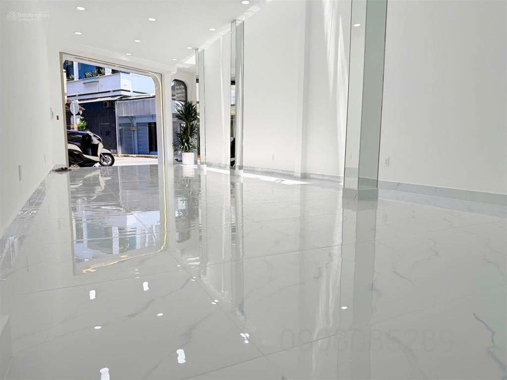 Giá rẻ nhất mặt tiền lê văn sỹ q.tân bình  dt 5,1x16,2m  4 tầng  hđt 68tr/th  giá chỉ 17,5 tỷ