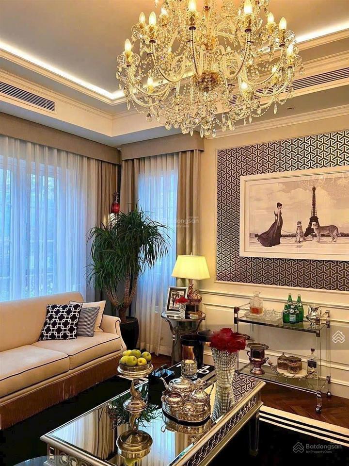 Biệt thự góc mặt tiền dương văn an, quận 2  dt 20x20m  kết cấu 3 tầng  giá 88 tỷ
