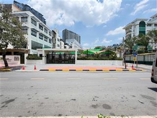 Hợp đồng thuê 1,5 tỷ/tháng  siêu phẩm mặt tiền xa lộ hà nội ngay metro  dt 30x70m  giá 260 tỷ