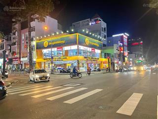 Góc 2 mặt tiền nguyễn thị minh khai, quận 1  dt 15x15m  2 tầng  hđt 350 triệu  giá 85 tỷ